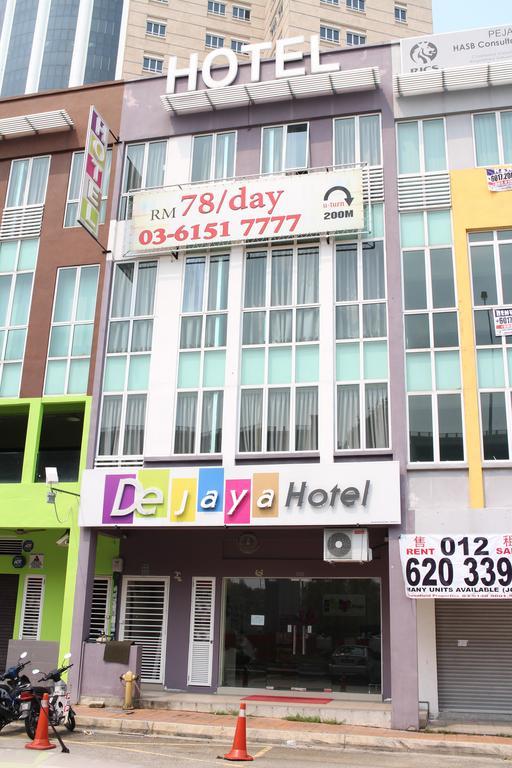 De Jaya Hotel เปอตาลิงจายา ภายนอก รูปภาพ