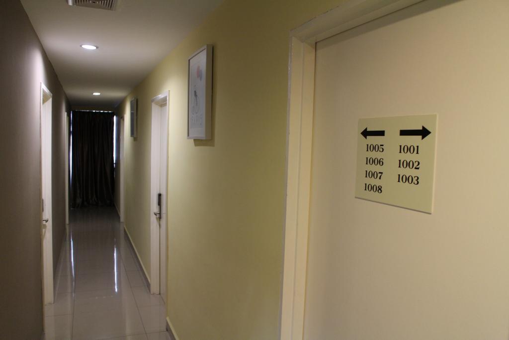 De Jaya Hotel เปอตาลิงจายา ภายนอก รูปภาพ
