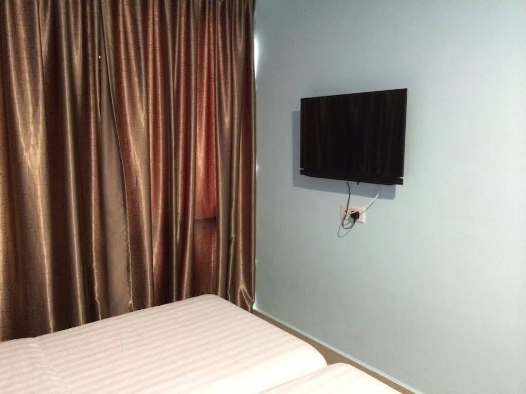 De Jaya Hotel เปอตาลิงจายา ภายนอก รูปภาพ