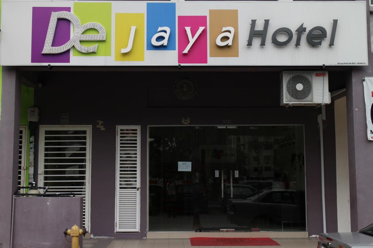 De Jaya Hotel เปอตาลิงจายา ภายนอก รูปภาพ